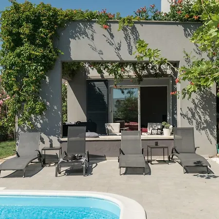 Willa Mod With Heated Pool