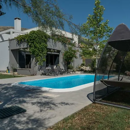 Willa Mod With Heated Pool